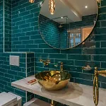 The Blue Pearl Paris